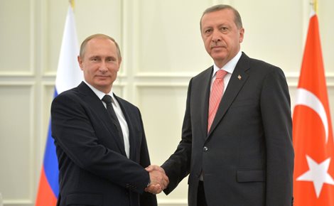Russian President Putin and Turkish President Erdogan during a meeting in Baku, June 2015. © Kremlin.ru